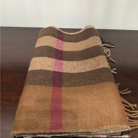 BURBERRY AUTHENTIC CASHMERE SCARF MEGA REVERSIBLE 200*36 - Picture 9 of 12